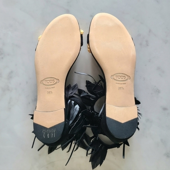 Tod’s Leaf Fringe Sandals, Size 8, Black, NIB - Picture 11 of 17